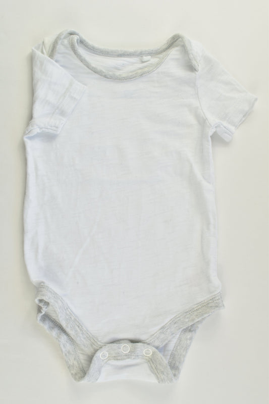 TU Size 00 (3-6 months) Bodysuit
