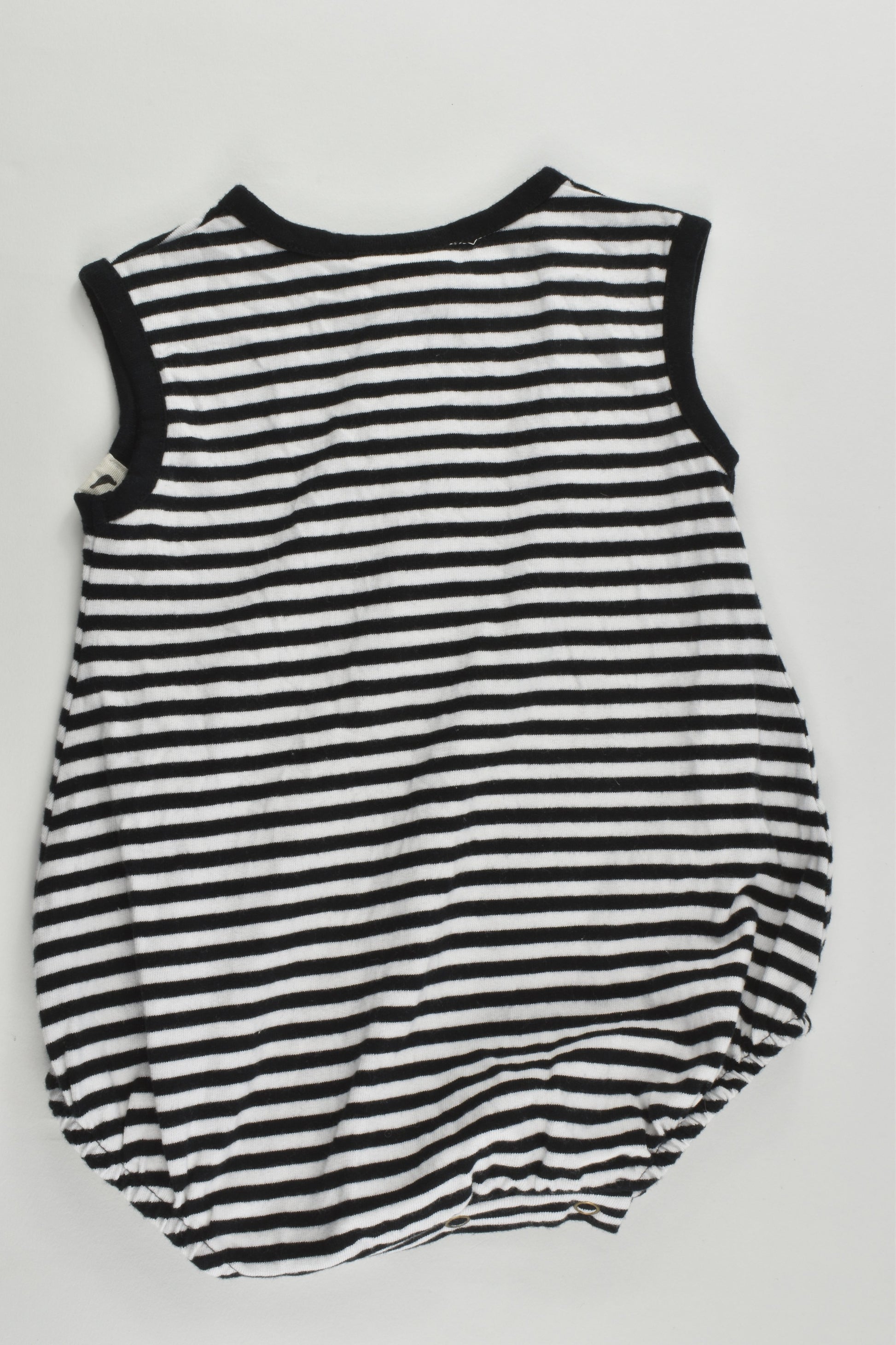 Turtledove London Size 000-00 (0-6 months) Organic Striped Short Playsuit
