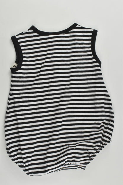 Turtledove London Size 000-00 (0-6 months) Organic Striped Short Playsuit