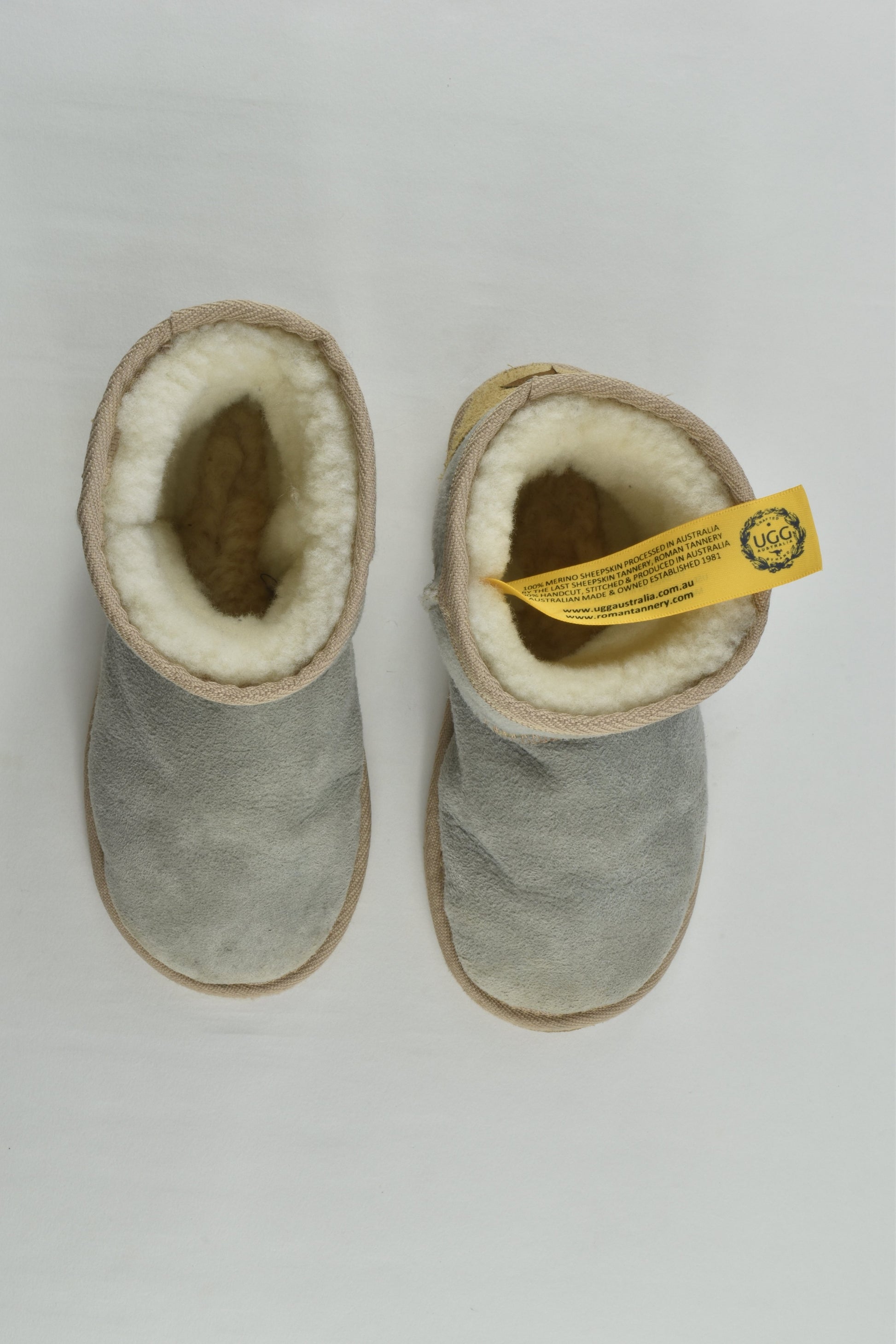 UGG Australia Size 12-13 Sheepskin Boots