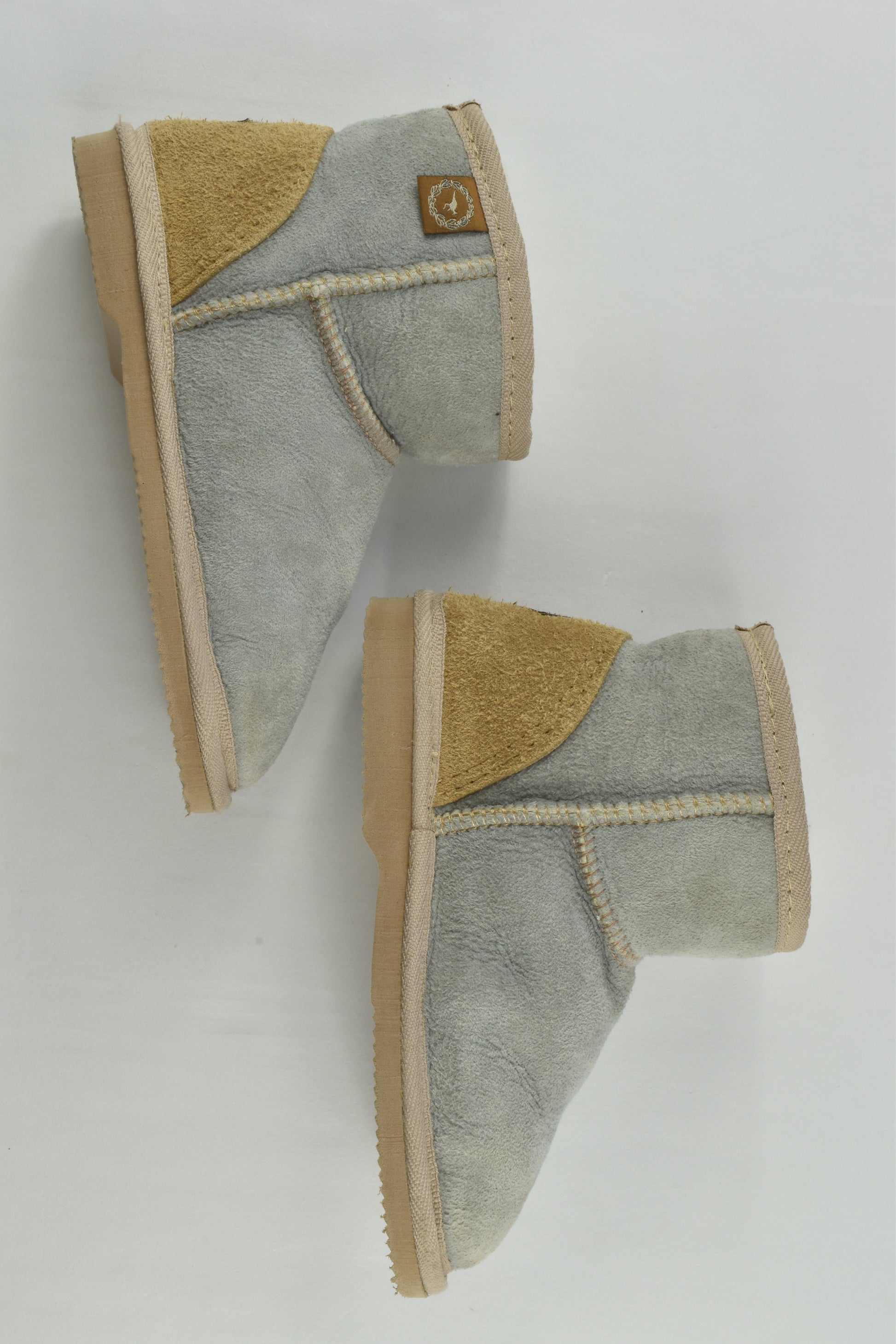 UGG Australia Size 12-13 Sheepskin Boots