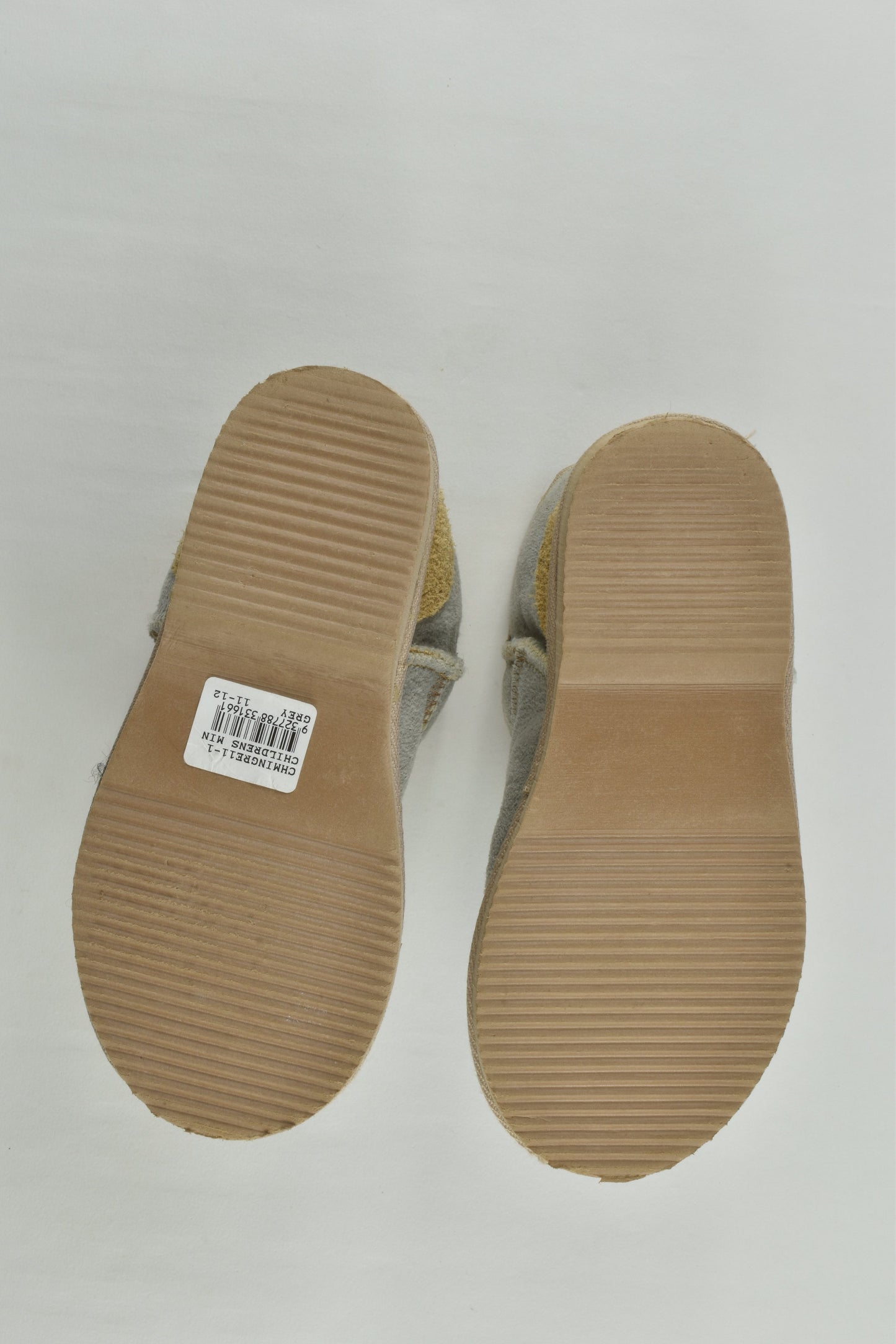 UGG Australia Size 12-13 Sheepskin Boots