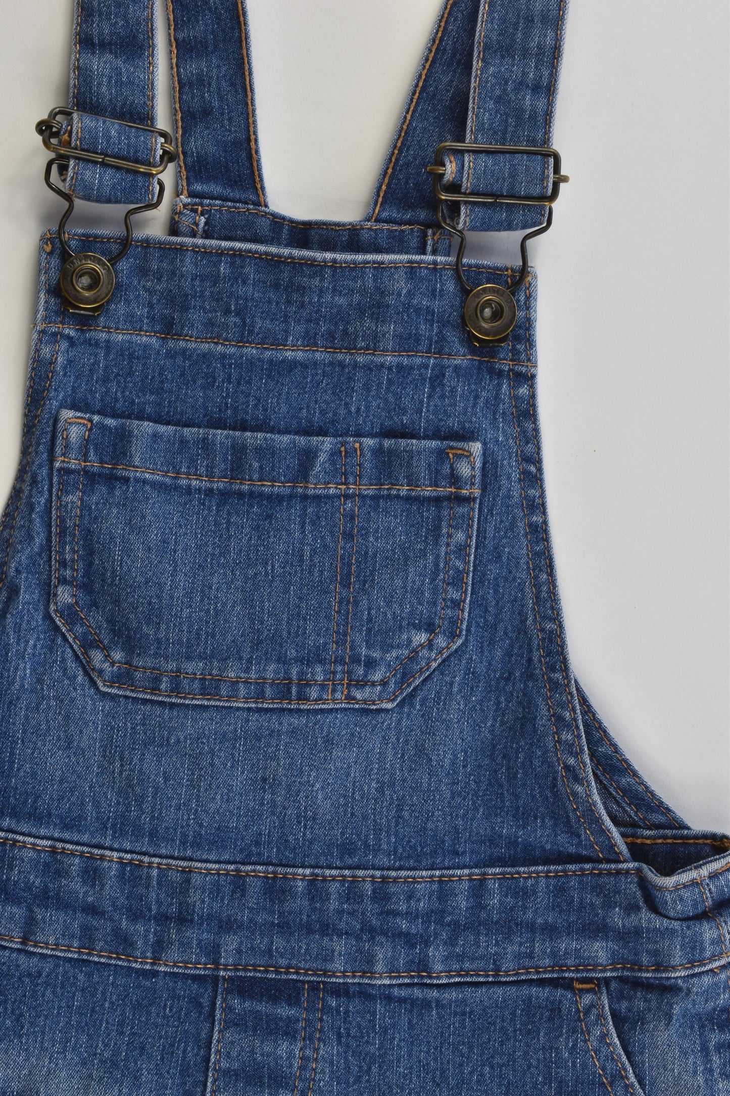 Uniqlo Kids Size 5 Stretchy Denim Short Overalls