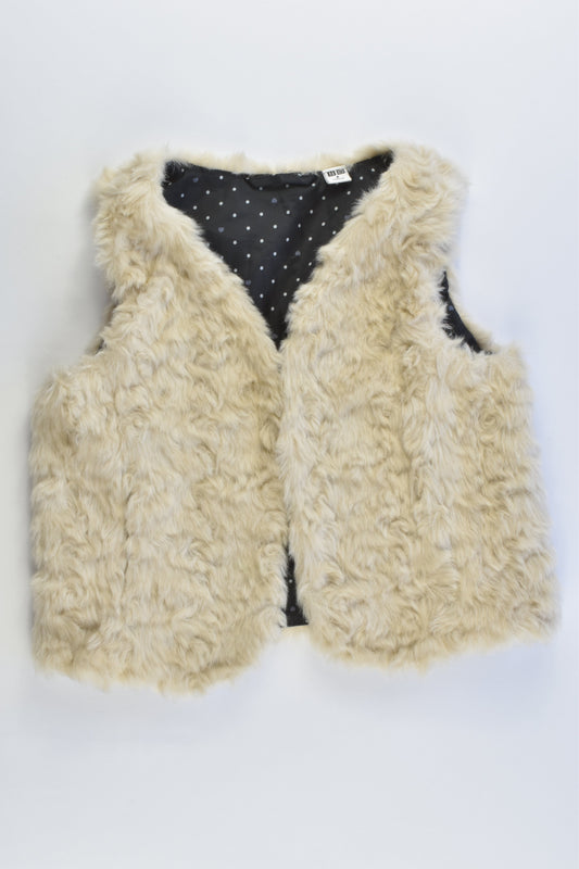 Uniqlo Size 4 Lined Furry Vest