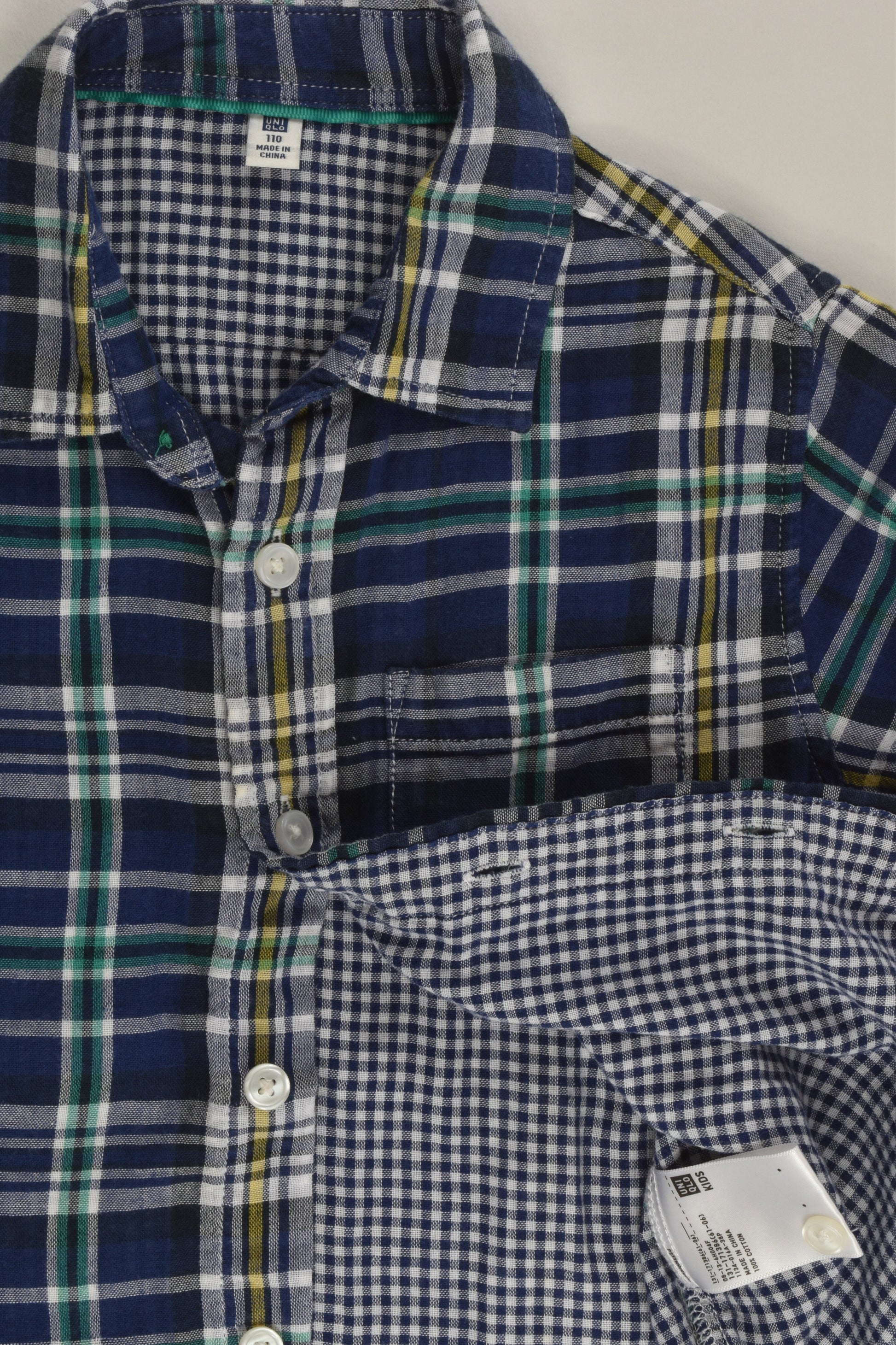 Uniqlo Size 5 (110 cm) Checked Lined Shirt
