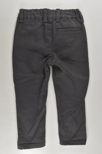 United Colors Of Benetton Size 2 Pats