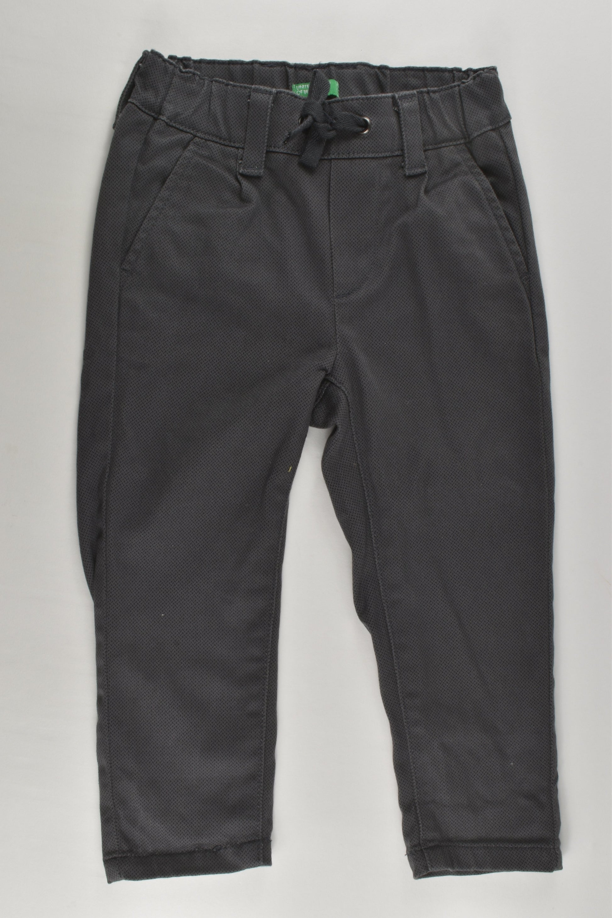United Colors Of Benetton Size 2 Pats