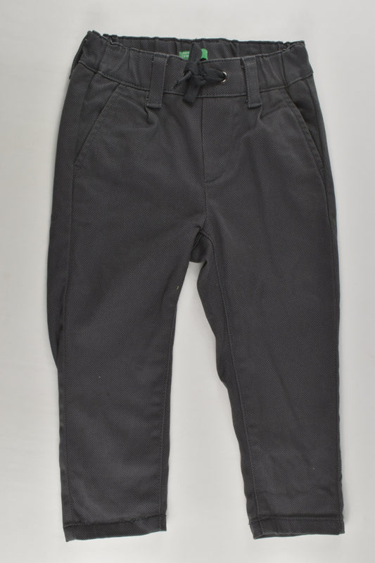 United Colors Of Benetton Size 2 Pats