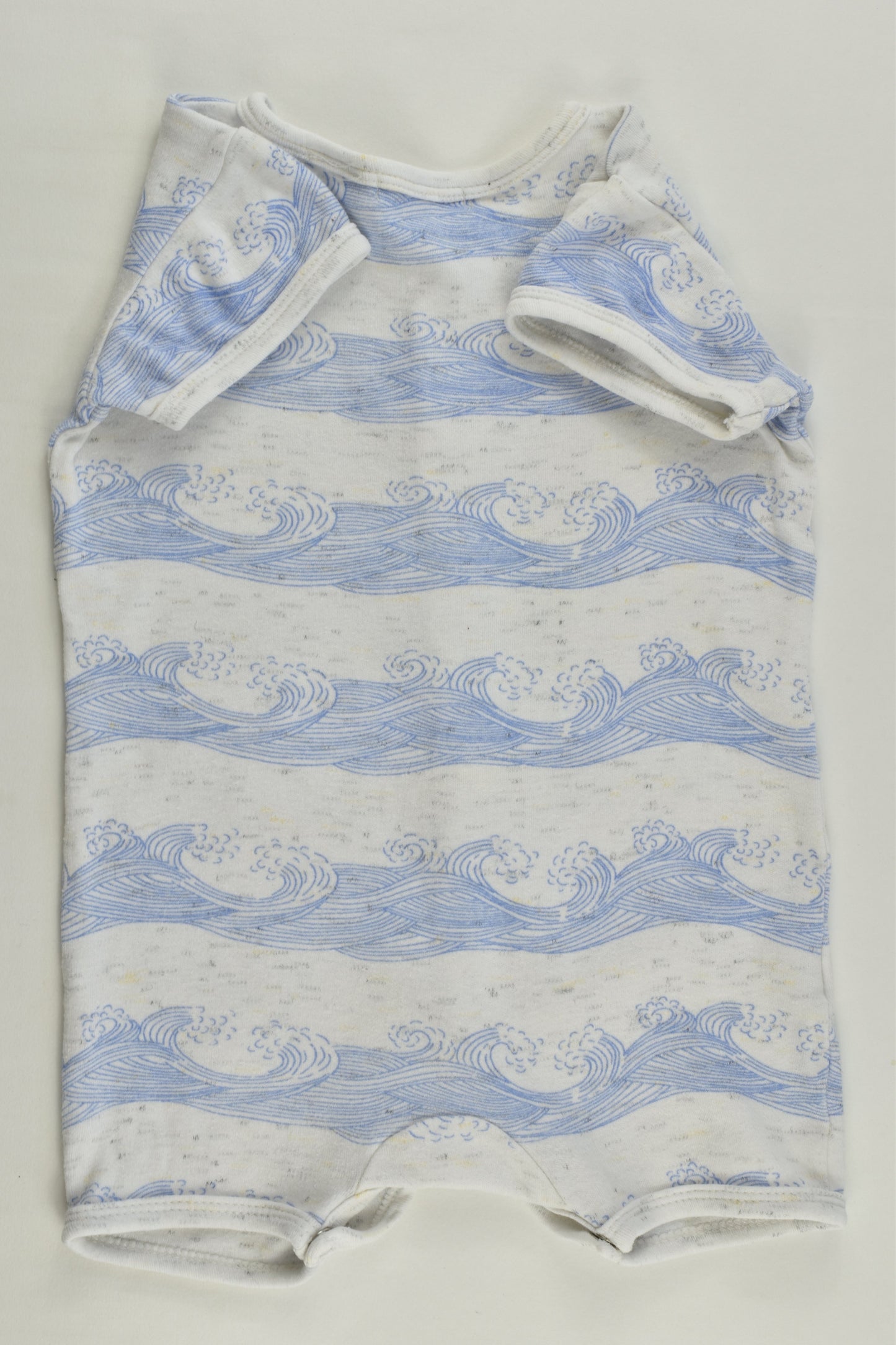 Wilson & Frenchy Size 00 Waves Short Romper