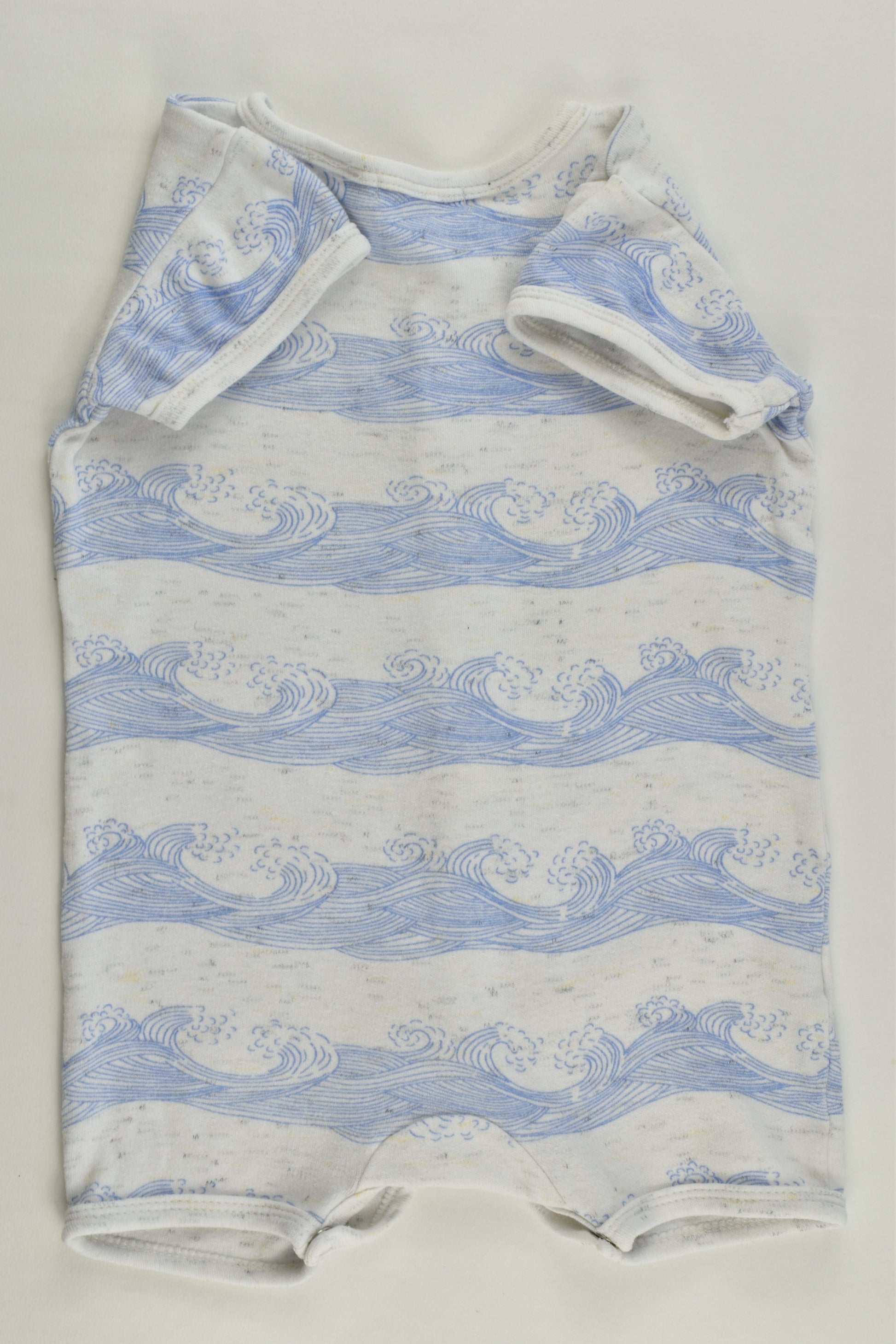 Wilson & Frenchy Size 00 Waves Short Romper