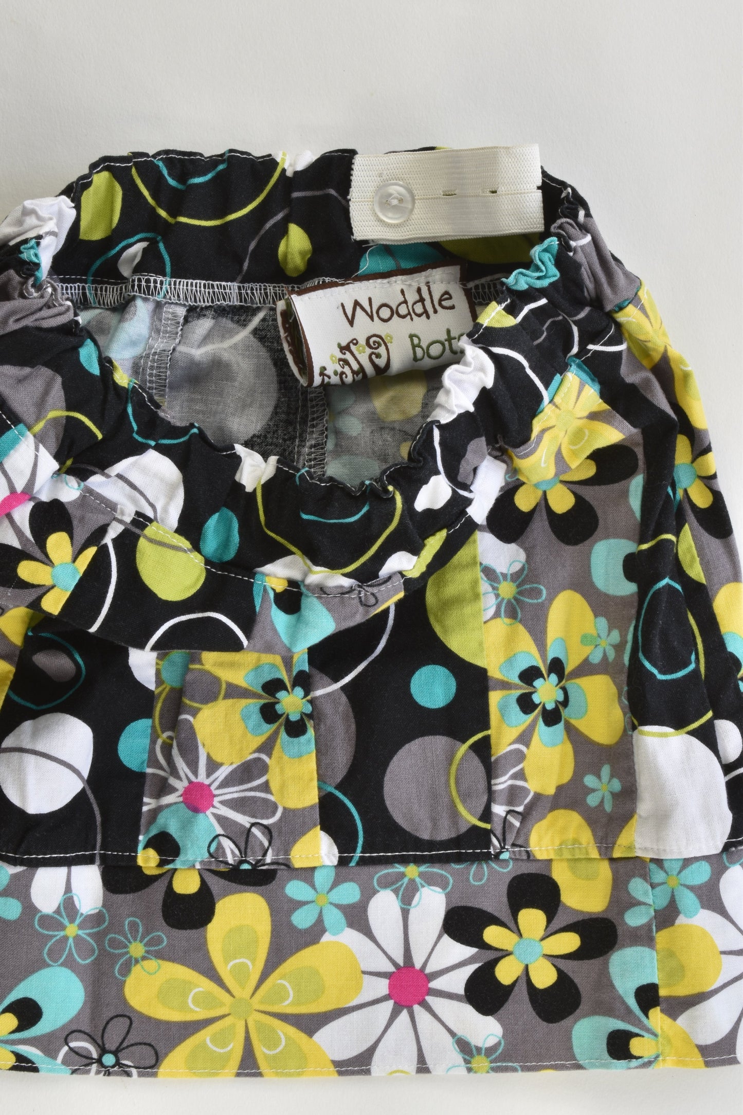 Woddle Bots Size approx 4 Handmade Floral Pattern Skirt