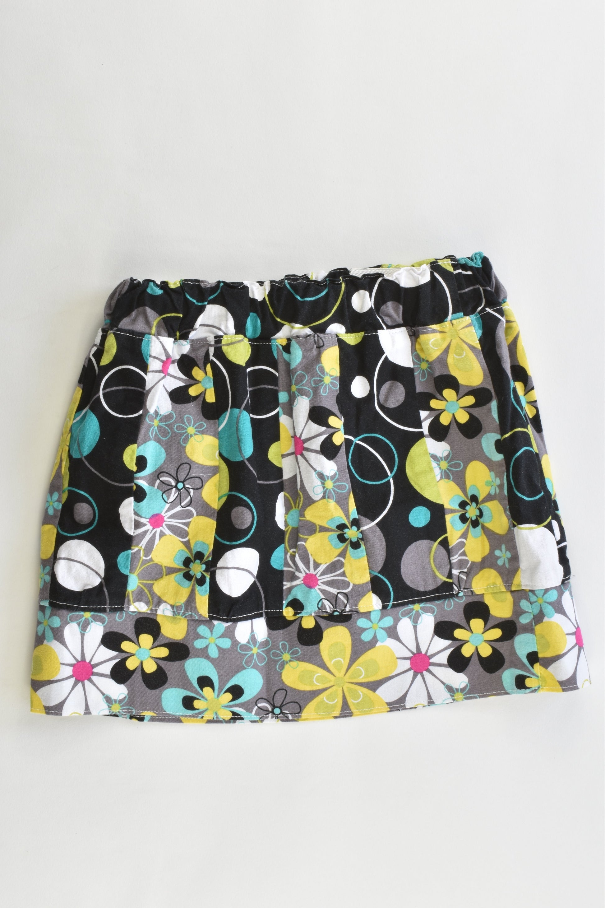Woddle Bots Size approx 4 Handmade Floral Pattern Skirt