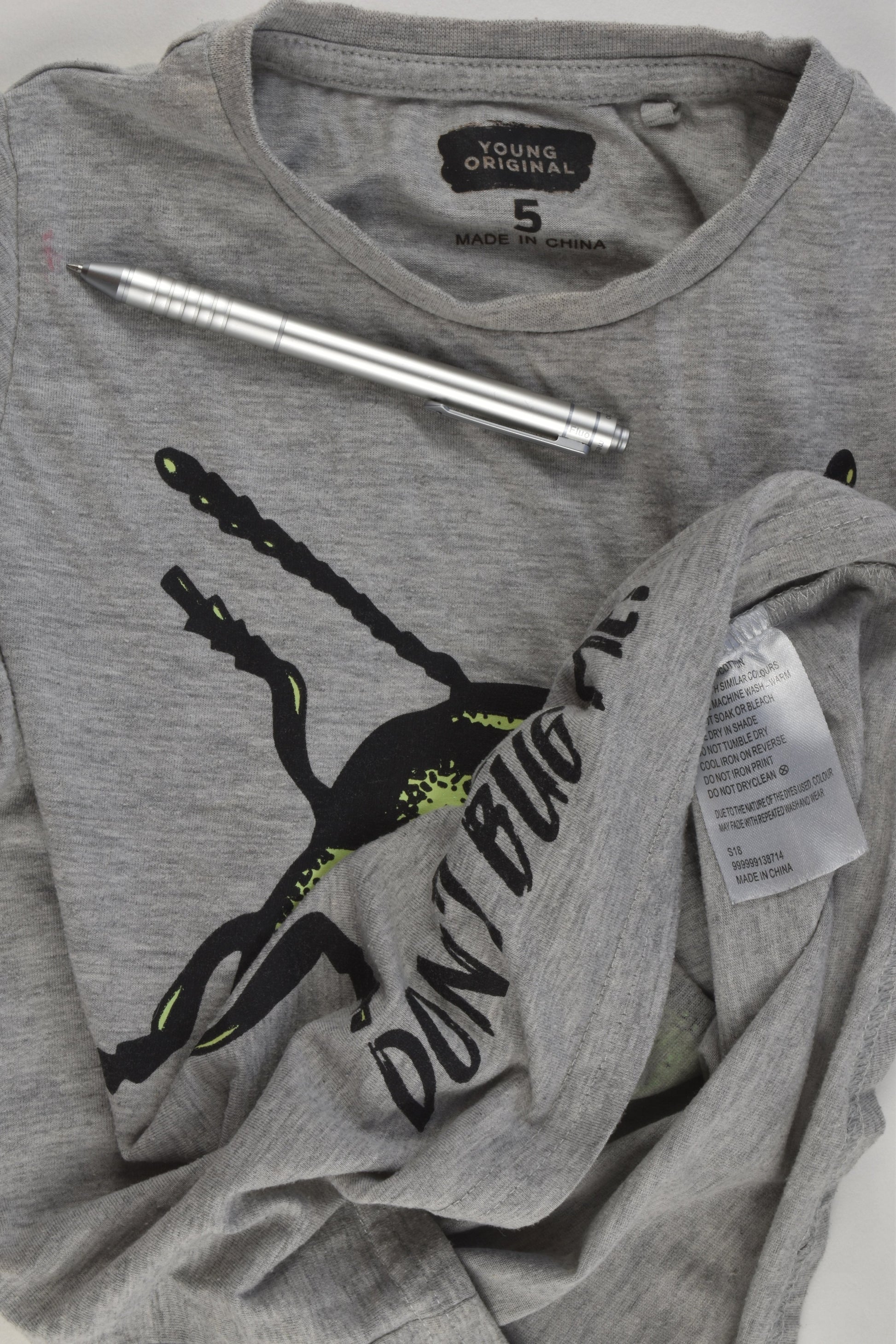 Young Original Size 5 'Don't Bug Me' T-shirt