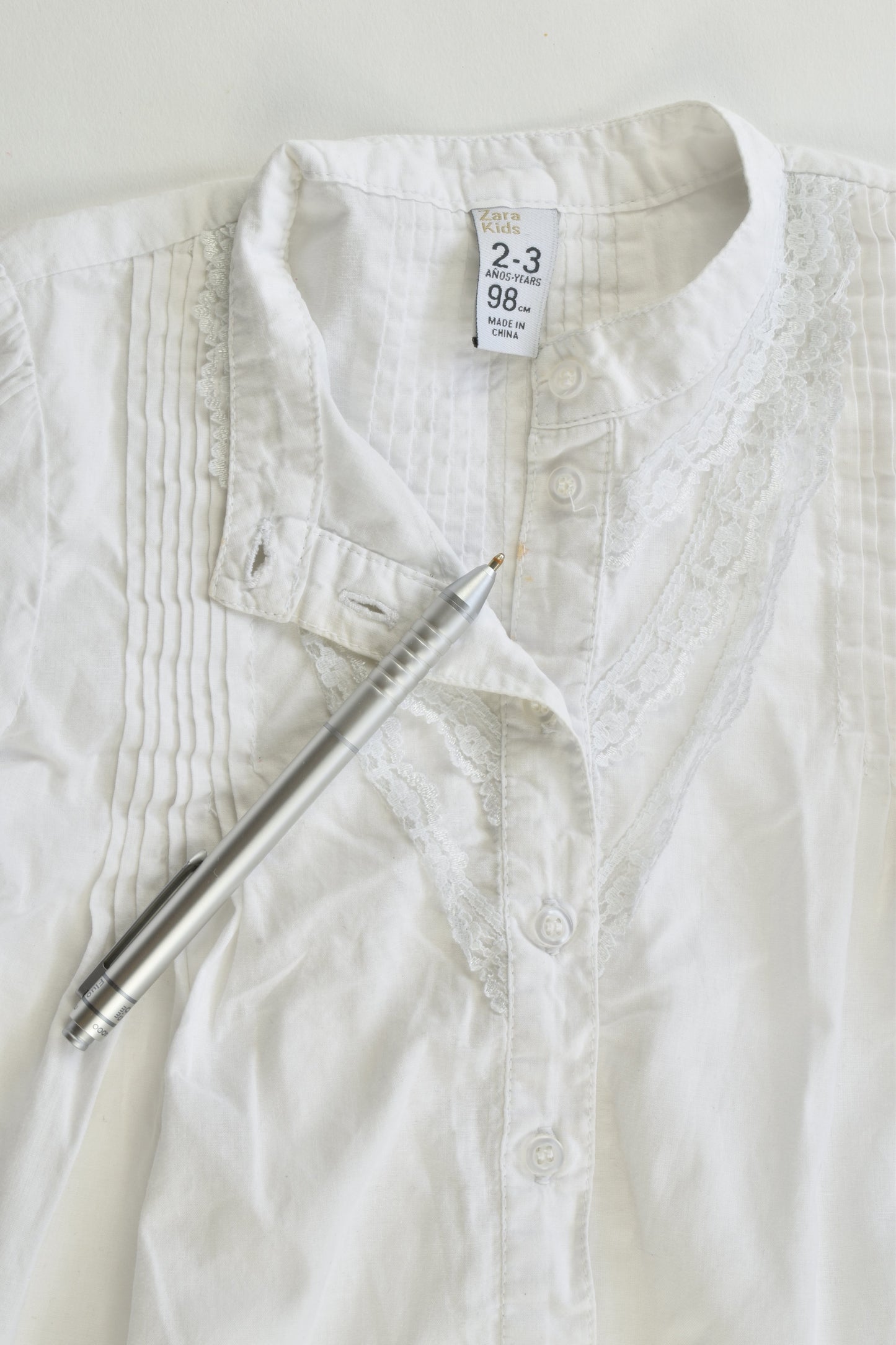 Zara Kids Size 2-3 (98 cm) Shirt with Lace Details