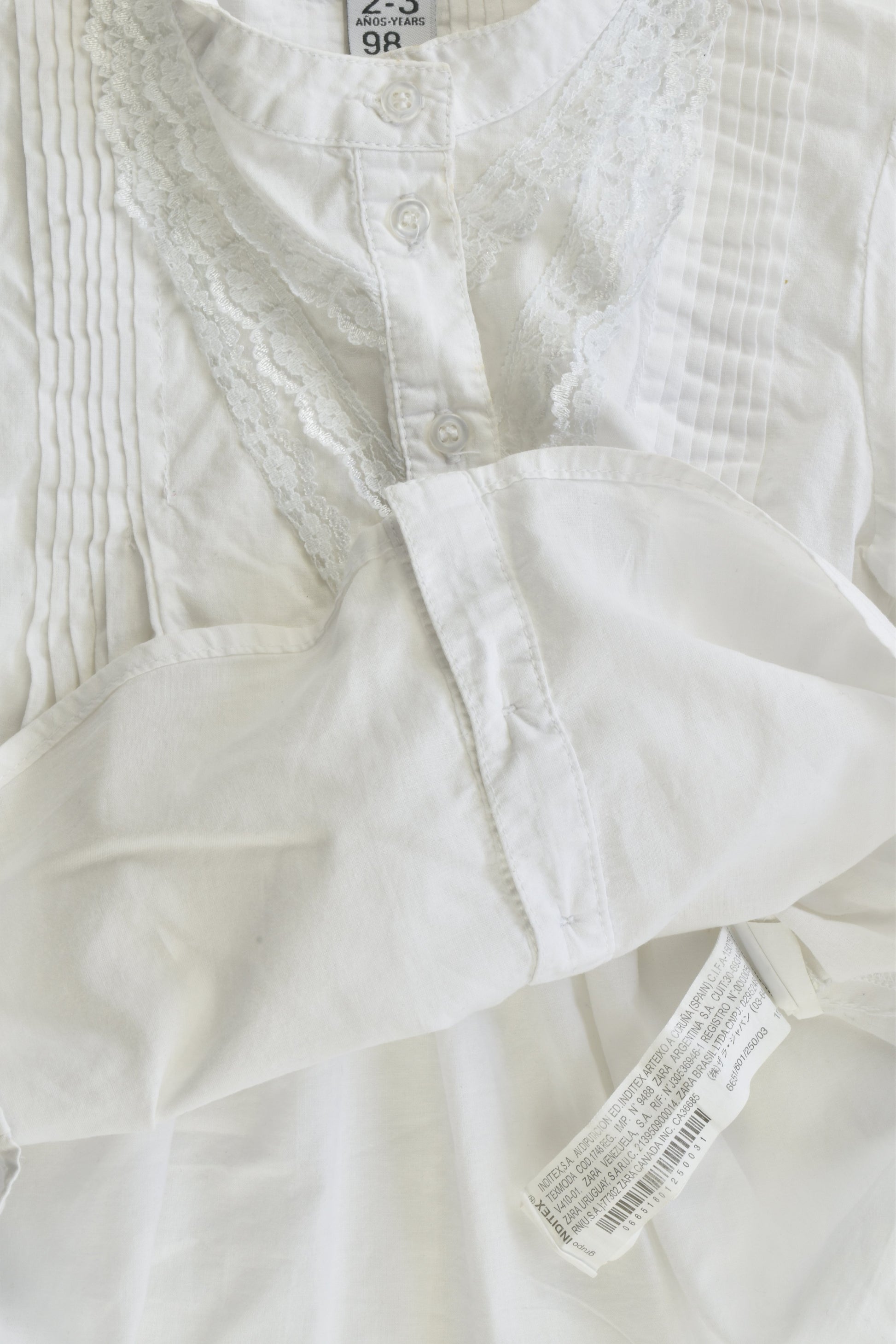 Zara Kids Size 2-3 (98 cm) Shirt with Lace Details