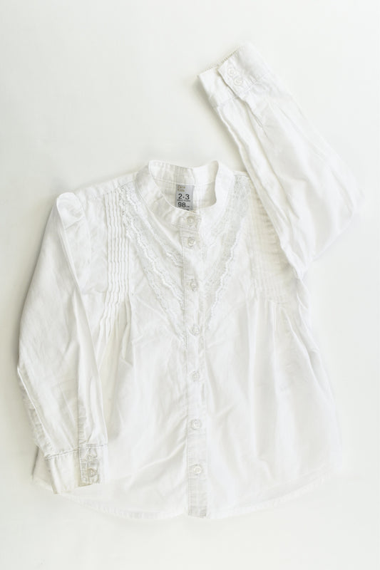Zara Kids Size 2-3 (98 cm) Shirt with Lace Details