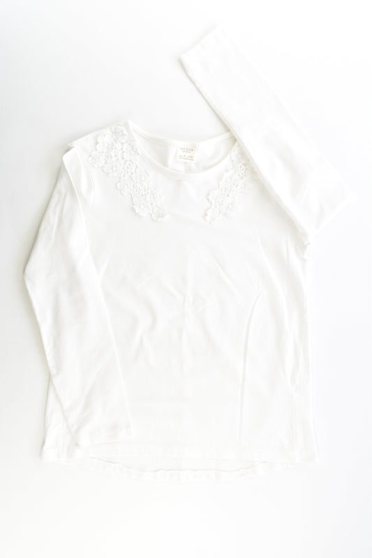 Zara Size 9 (134 cm) Top with Lace Details