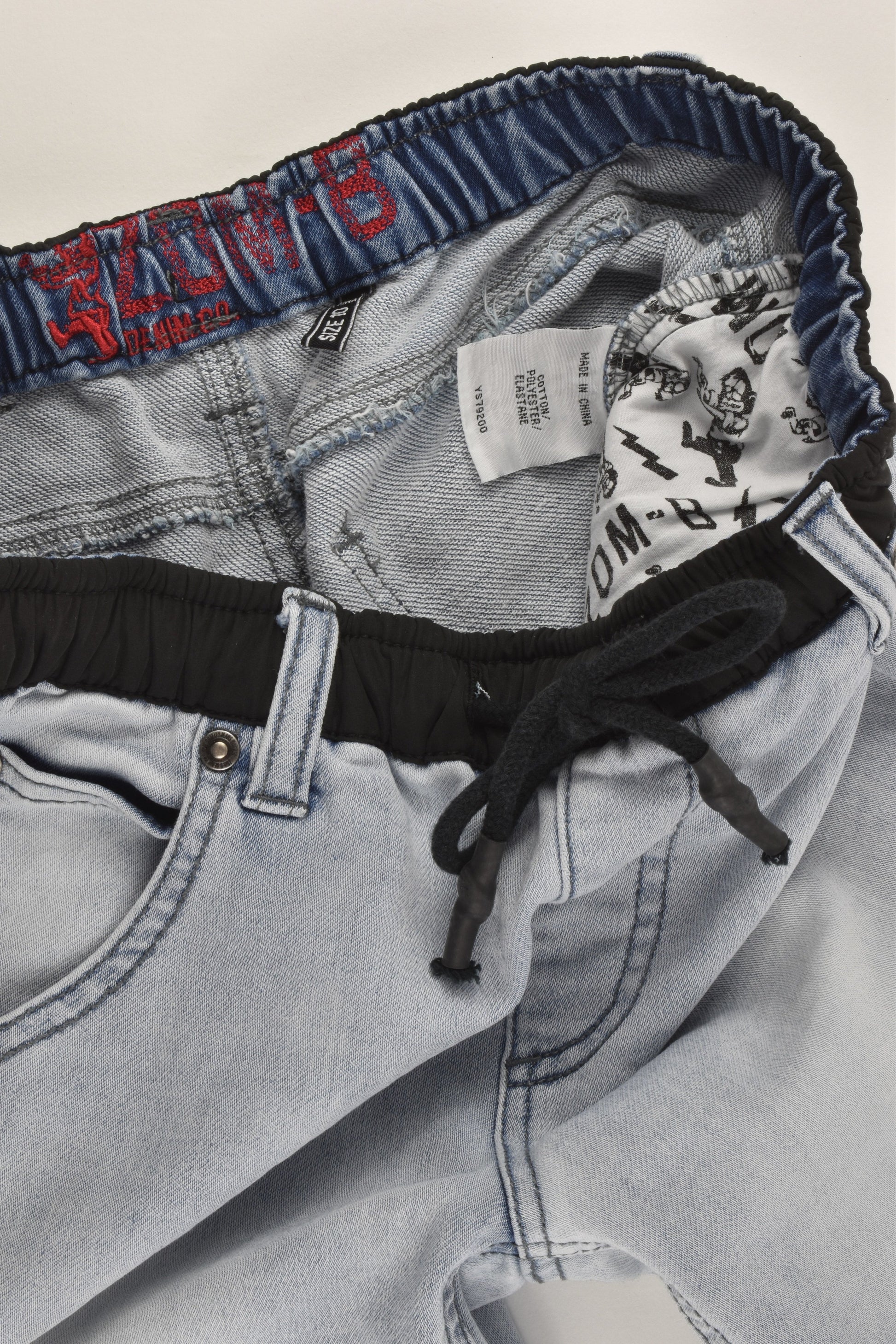 Zom-B Denim Co Size 10 Stretchy Denim Shorts