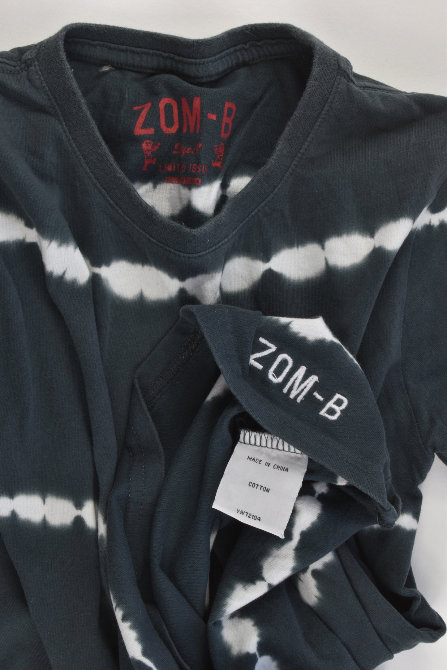 Zom-B Size 8 T-shirt